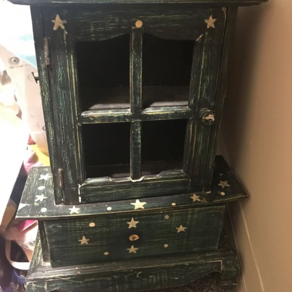 Jewelry box